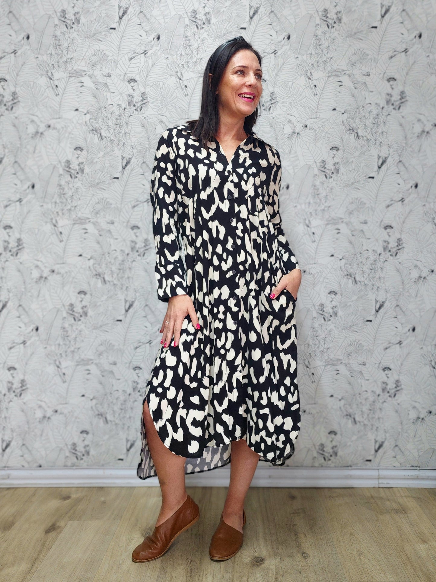 Savannah Black and White Dress