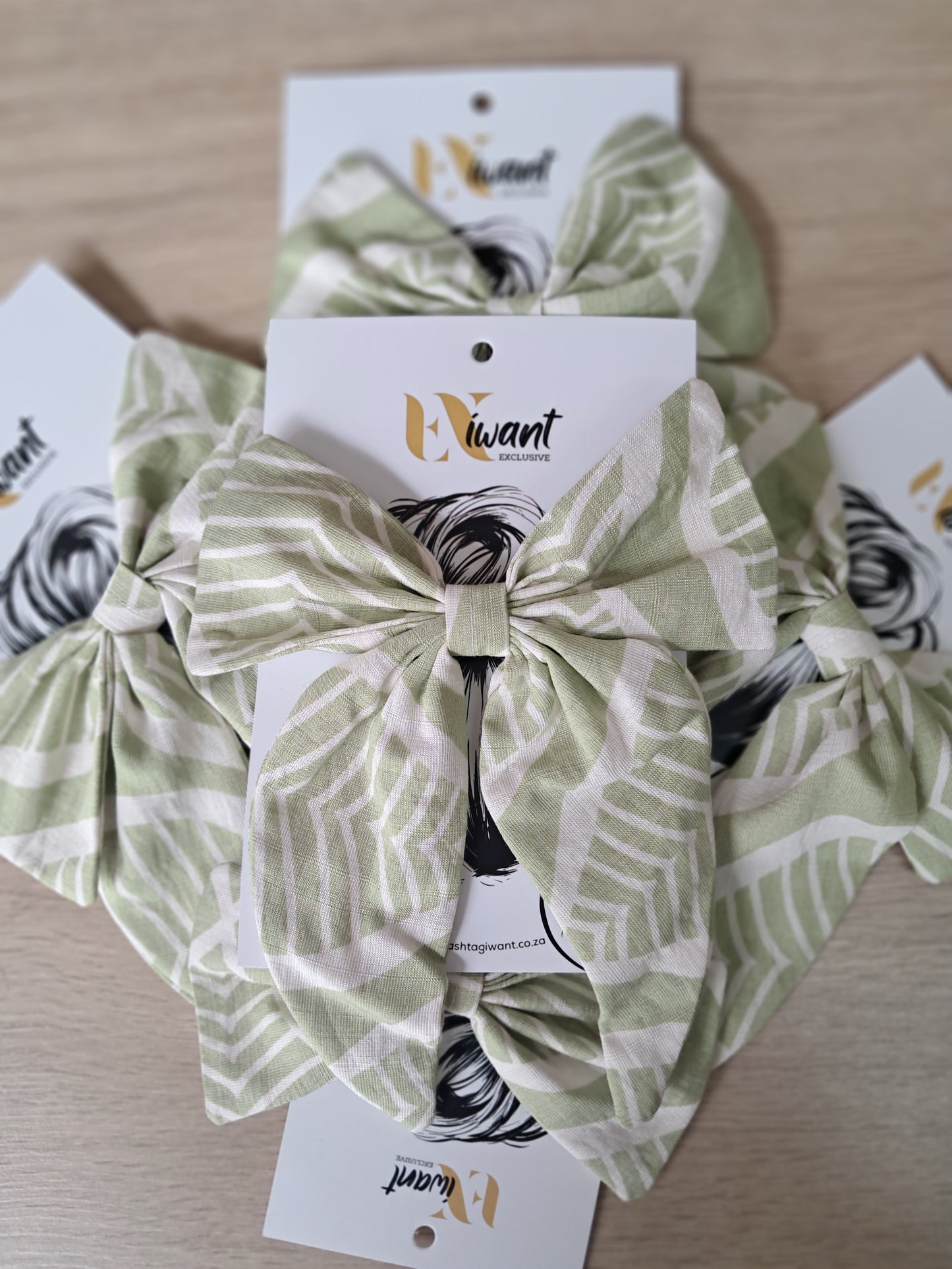 Green Linen Bow