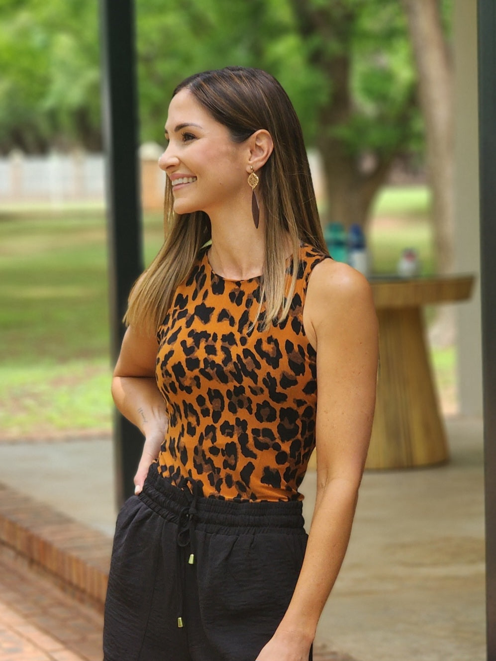 Cari Vest Jungle