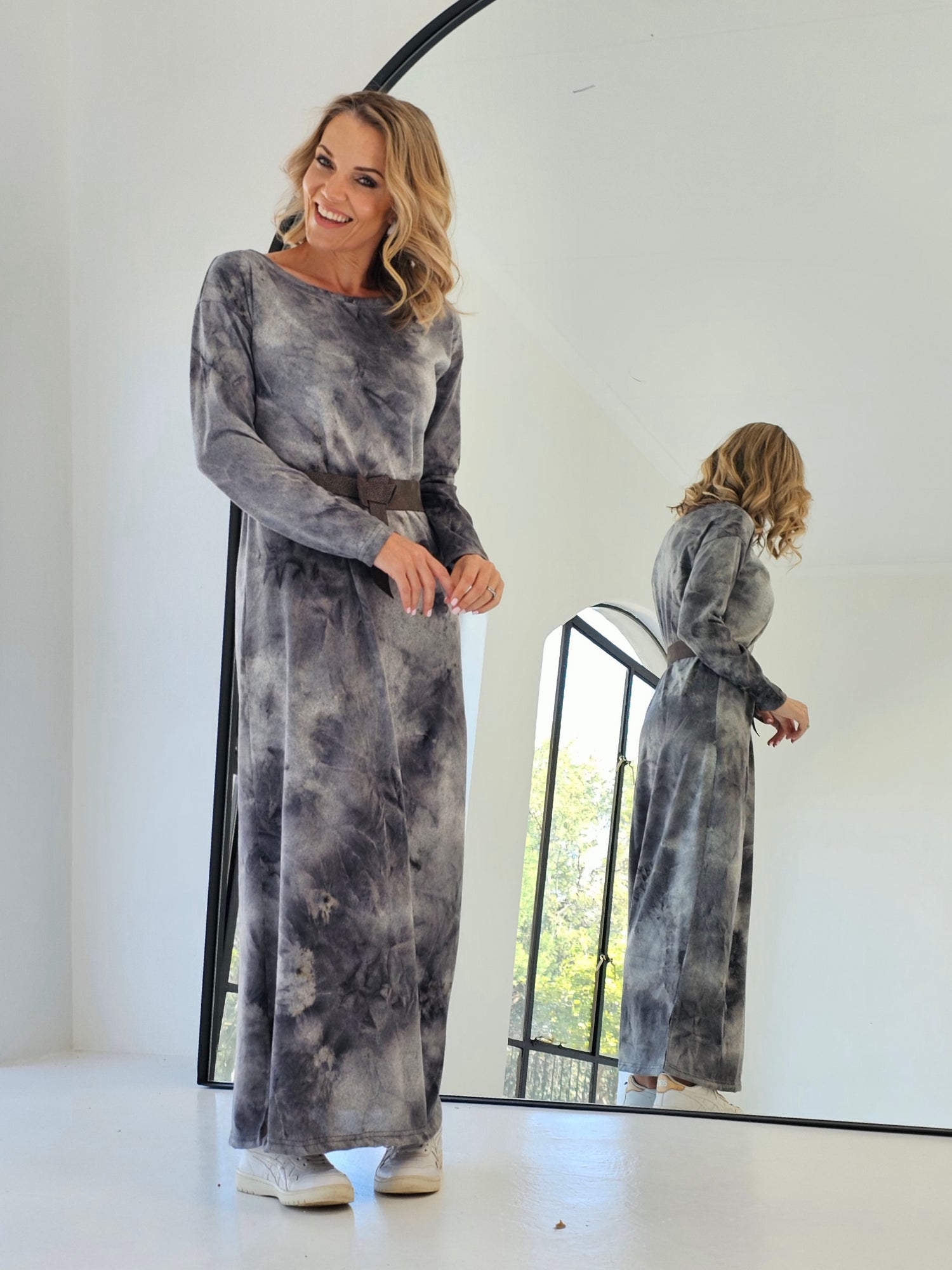 Carley Tie Dye Grey knitted