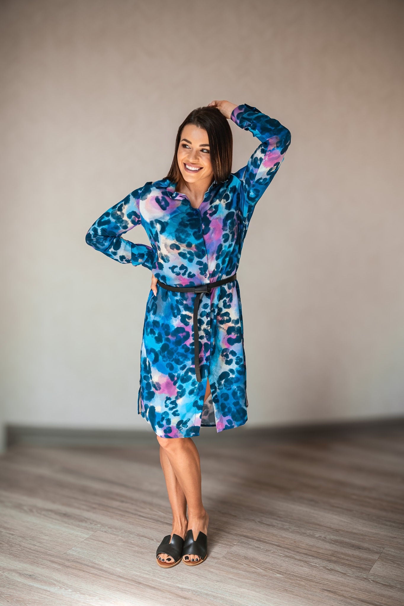 Scarlet Dress Midi Leo Bash