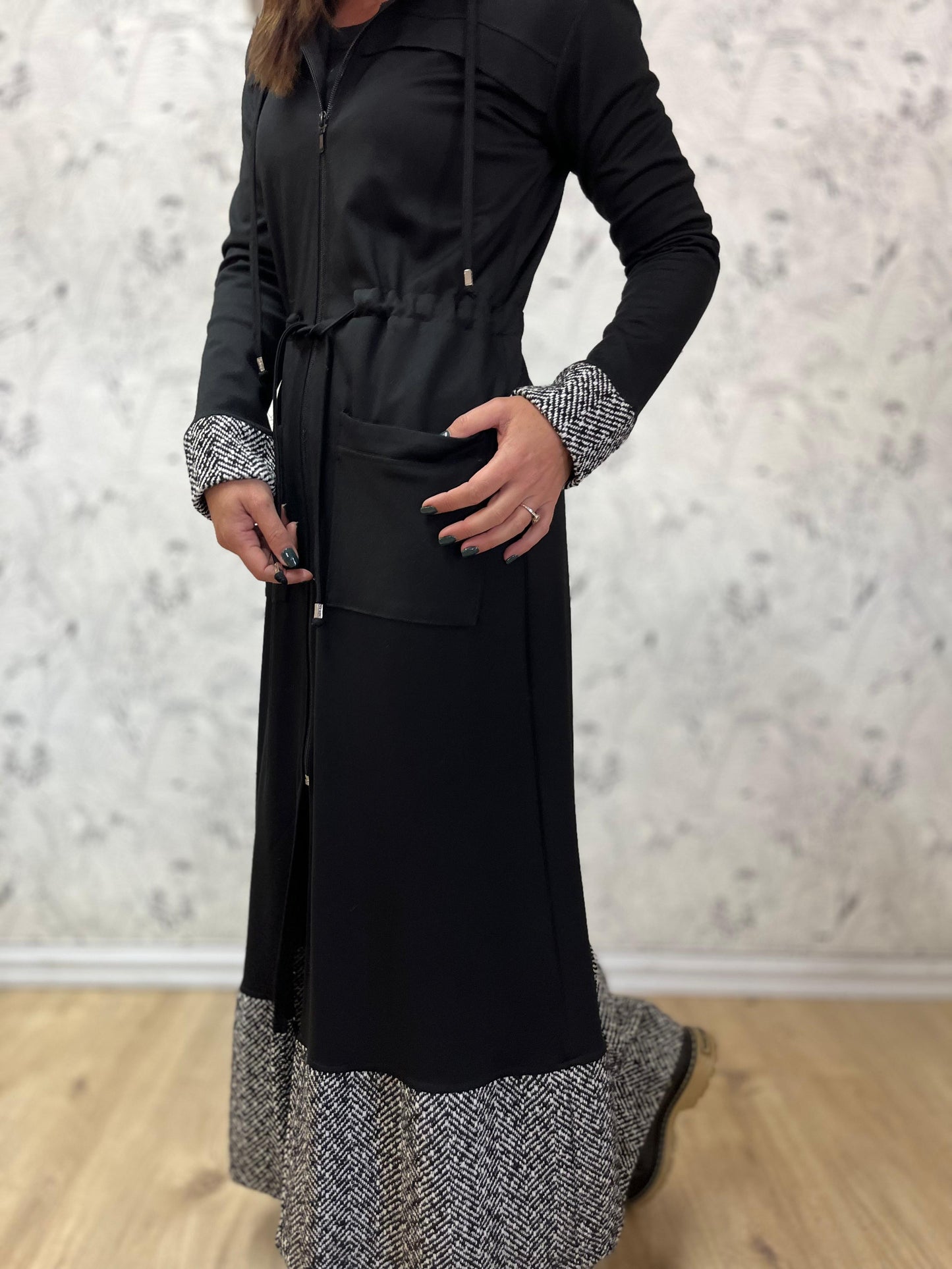 Fashion Show Amira Hoodie